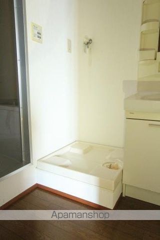 イナリヤマハイツB棟の内装写真