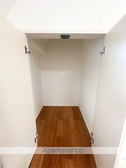 世田谷区桜丘５丁目戸建[3LDK/94.35m2]の内装9