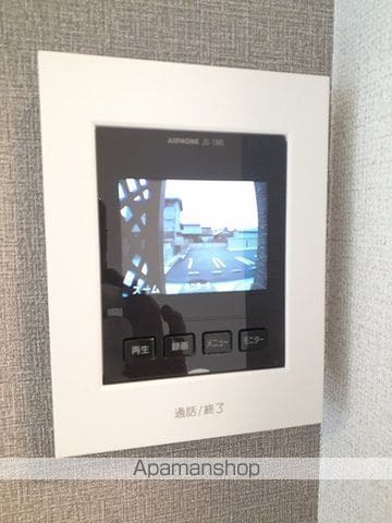 ジェネシスIIIの内装写真