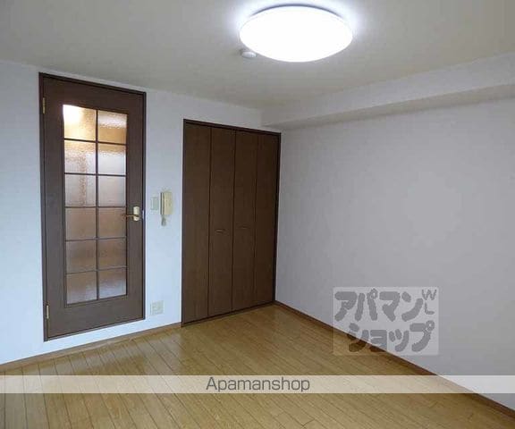 バインオークNICの内装写真