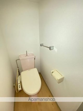 メゾン・ド・栗林公園[1R/18m2]のトイレ