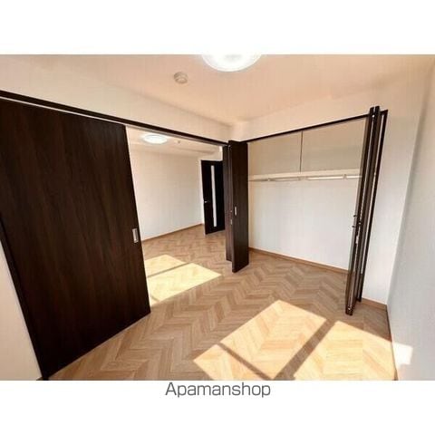 CONTATTO黄金北の内装写真
