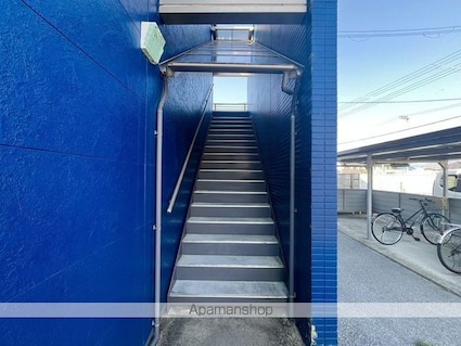 カーサポポラート[1K/30.75m2]のエントランス