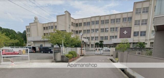 香川県高松市香西南町[3LDK/60.8m2]の周辺6