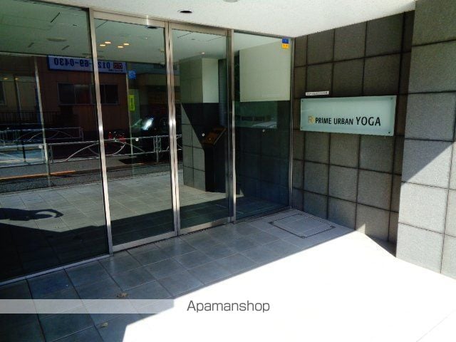 プライムアーバン用賀の玄関写真