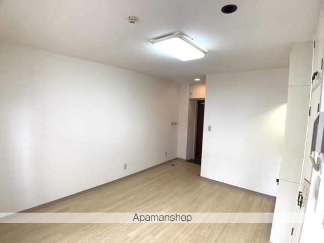 サイレンス医大前の内装写真