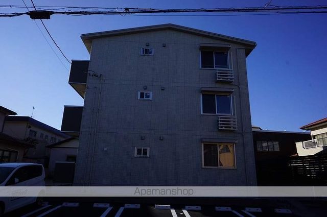 グリーンパーク早出の外観写真