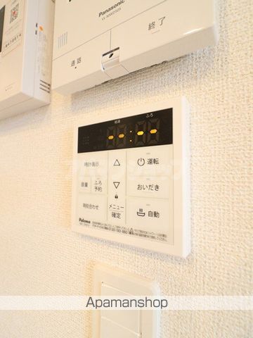カーサ・コンソラータの内装写真