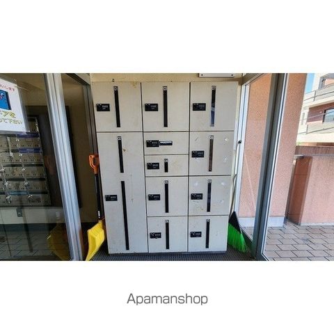 ライトハウスの玄関写真