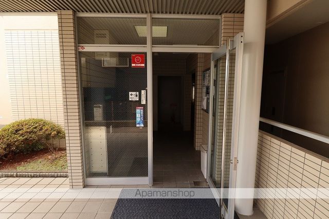 奈良線 黄檗駅 徒歩11分 5階建 築37年の玄関写真