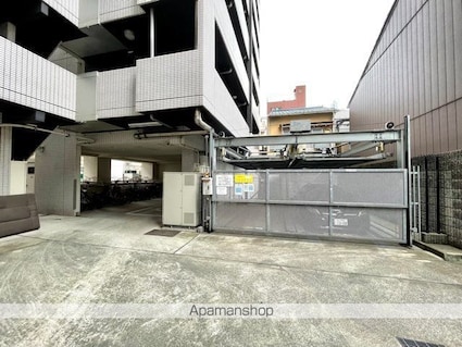 レジディア月島Ⅲ[1K/21.01m2]の駐車場