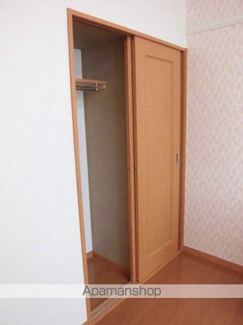 レオパレスアムール[1K/20.7m2]の収納