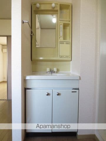 ファミール小春の里 A棟の内装写真
