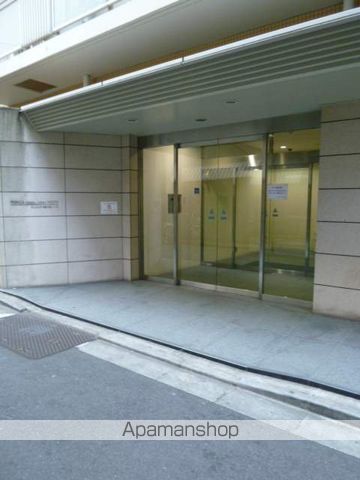 フレンシア麻布十番ノースの玄関写真