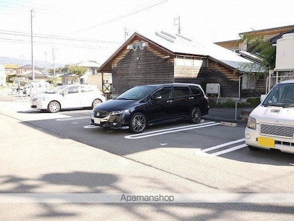 ＰａｌａｃｅＯ－Ｂｅｌｌ’ｓ[1K/35.3m2]の駐車場2