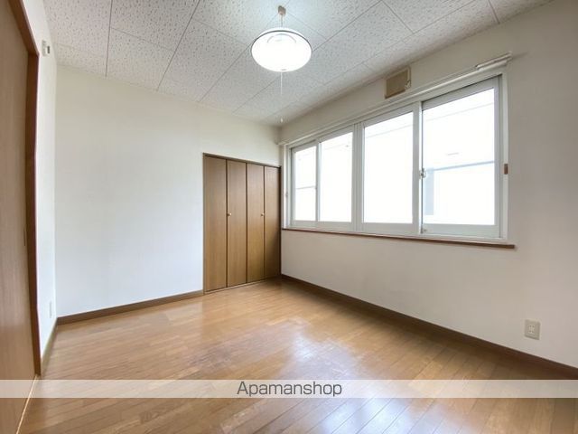 レイトンハウスIVの内装写真