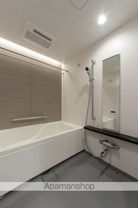 Ｌｅ　ＵｎＤｅｕｘ南青山[2LDK/78.29m2]のバス