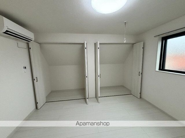 マーレ弦巻[1LDK/46.83m2]の収納