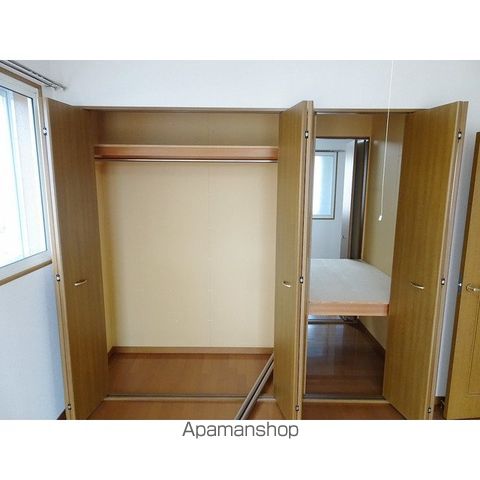 フェイマスKITAMI 2番館の内装写真