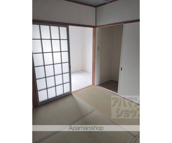 淀美豆町270-26貸家の内装写真
