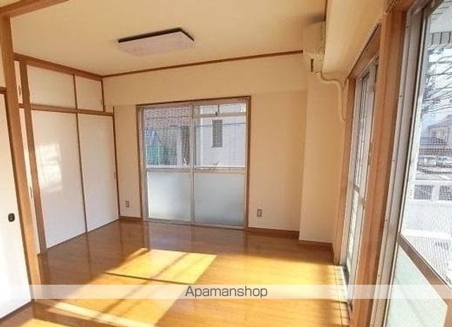 ホワイトマンションの内装写真