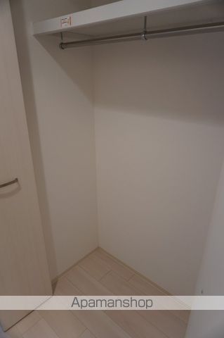 スプランディッド放出の内装写真