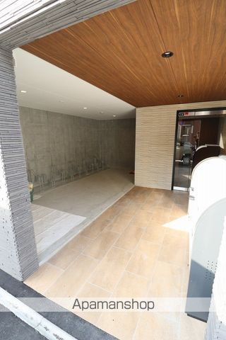 NORTH LIFE美園の玄関写真