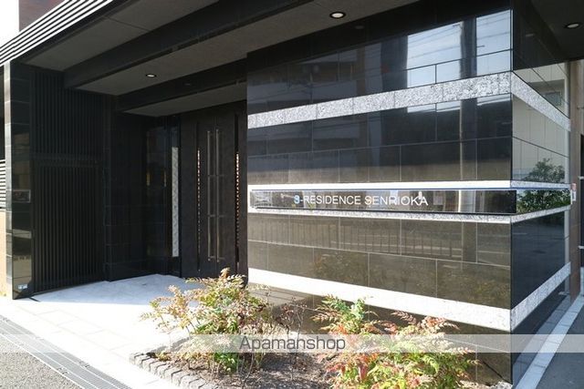 S-RESIDENCE千里丘の玄関写真