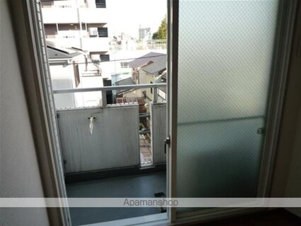 ＴＯＰ・三軒茶屋第４[1R/15.64m2]のバルコニー