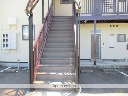 センターフィールドＢ[2DK/42.7m2]の共用部1