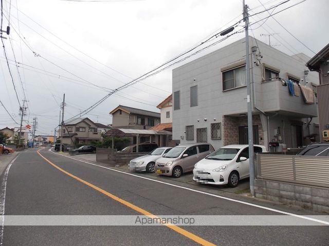 メゾネット小島の外観写真