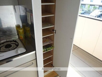 ラピス　Ａ棟[1DK/28.21m2]の玄関