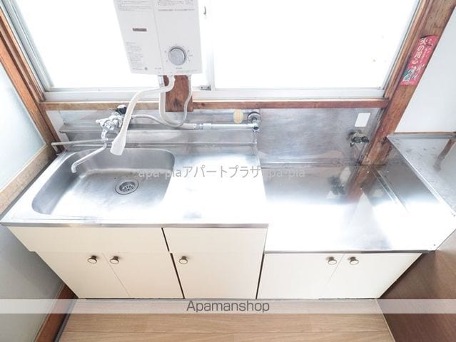 石山荘の内装写真
