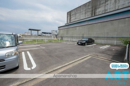 ＳＴＥＬＬＡ　Ａ．Ｉ[2LDK/63.28m2]の駐車場1