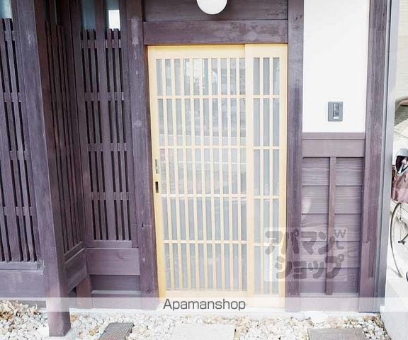 京福北野線 北野白梅町駅 徒歩5分 1階建 築92年の玄関写真