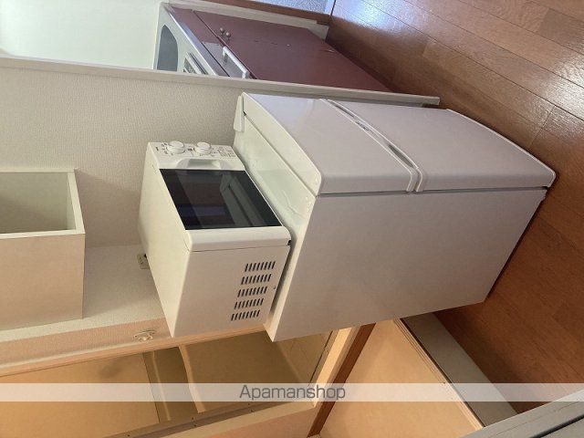 レオパレスFOND VILLAGEの内装写真