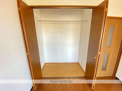 サン・ボニール[2LDK/55.42m2]の収納