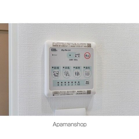 シーズンフラッツ中十条の内装写真