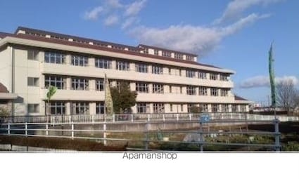 ヒルズタウンⅤ[2LDK/57.63m2]の周辺6