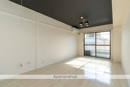 緒方ビル[1K/24.79m2]のリビング・居間