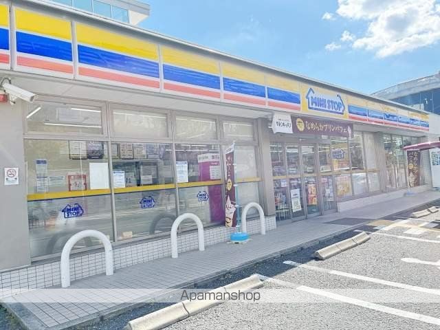 アンプルール クラージュ コリーヌシャンIの周辺写真