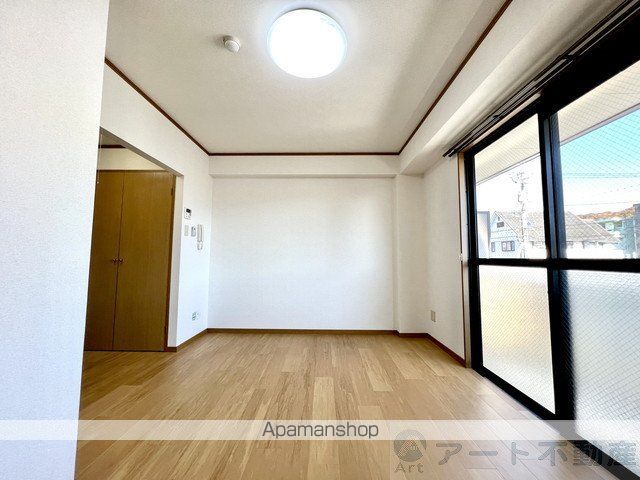 伊予鉄道本町線 本町六丁目駅 徒歩9分 4階建 築29年の内装写真