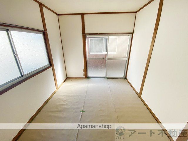北久米町池内一戸建て 南棟の内装写真