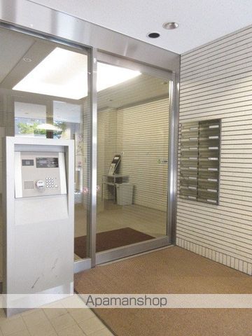 エナコート南円山の玄関写真