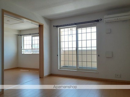 山梨県笛吹市石和町広瀬[2LDK/62.89m2]のリビング・居間