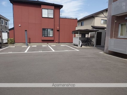 ハートランド[3LDK/77.09m2]の駐車場2