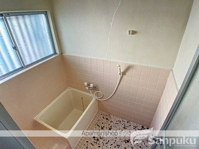山下一戸建 東 E4の内装写真