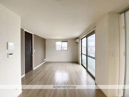 ジャルダンⅡ[2LDK/76.32m2]のリビング・居間