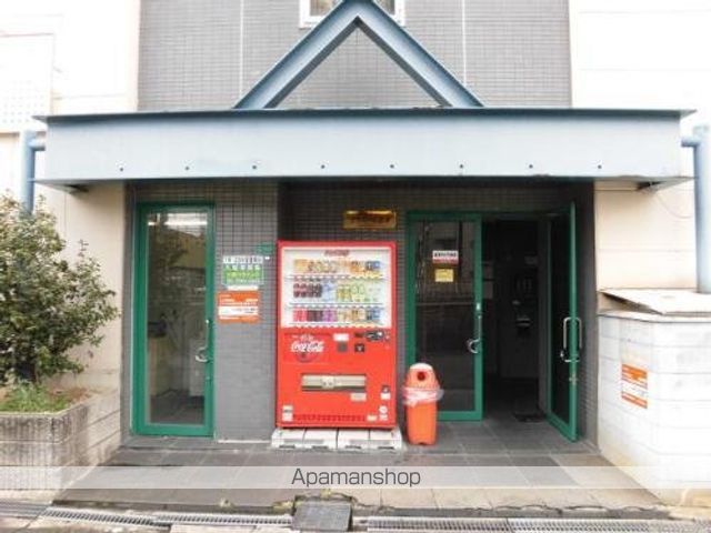 プリエール玉津の玄関写真