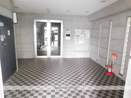 ＭＡＲＫＳＳＱＵＡＲＥ[1LDK/65.54m2]の共用部1